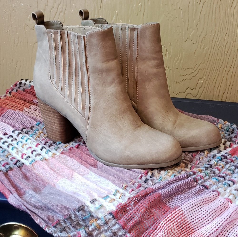 Madden Girl Boots